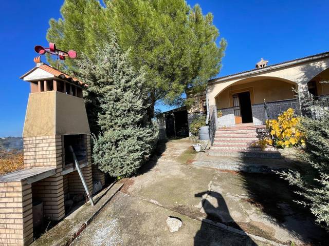 Casa-chalet en Venta en Arroyo de la Luz