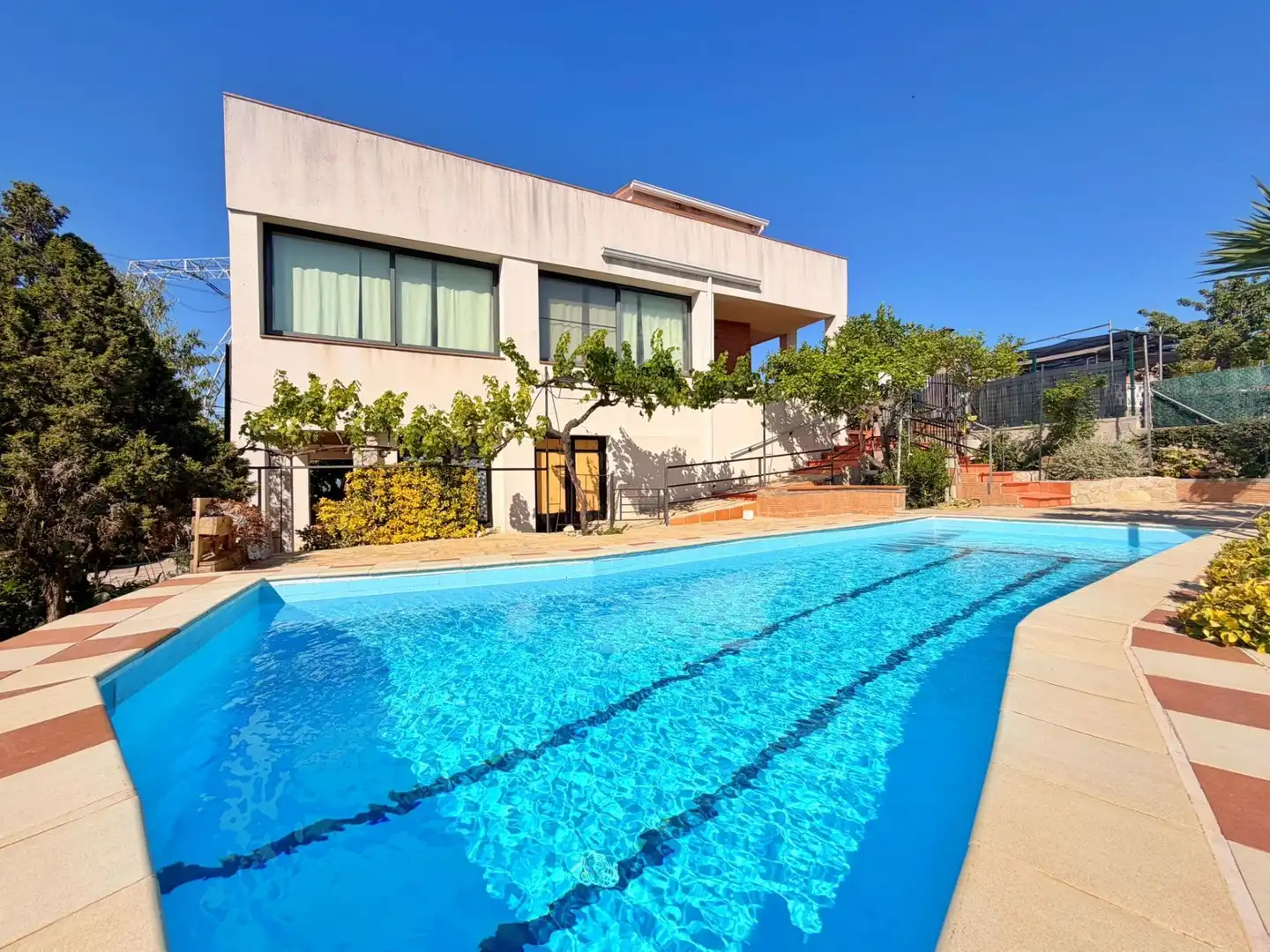 Piscina de Casa o xalet en venda en Canyelles amb Terrassa, Traster i Piscina