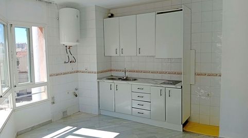 Foto 4 de Piso en venta en Seneca, Los Castillejos - La Trinidad, Málaga Capital
