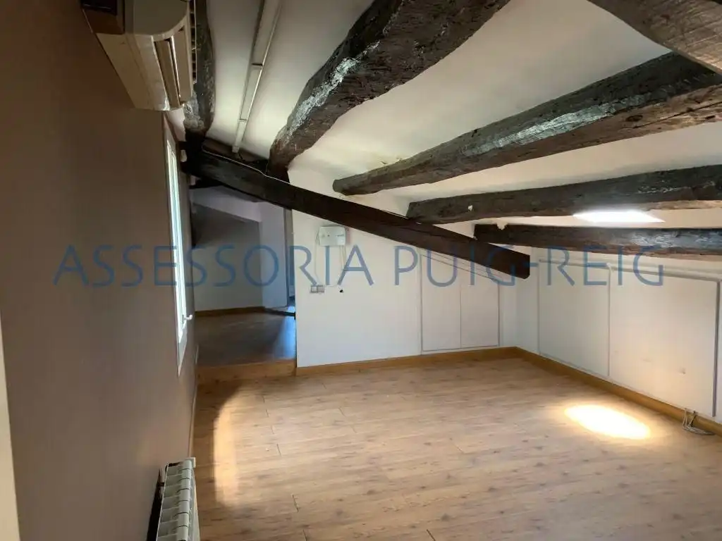 Dachboden zum Verkauf in Manresa mit Parkett und Terrasse
