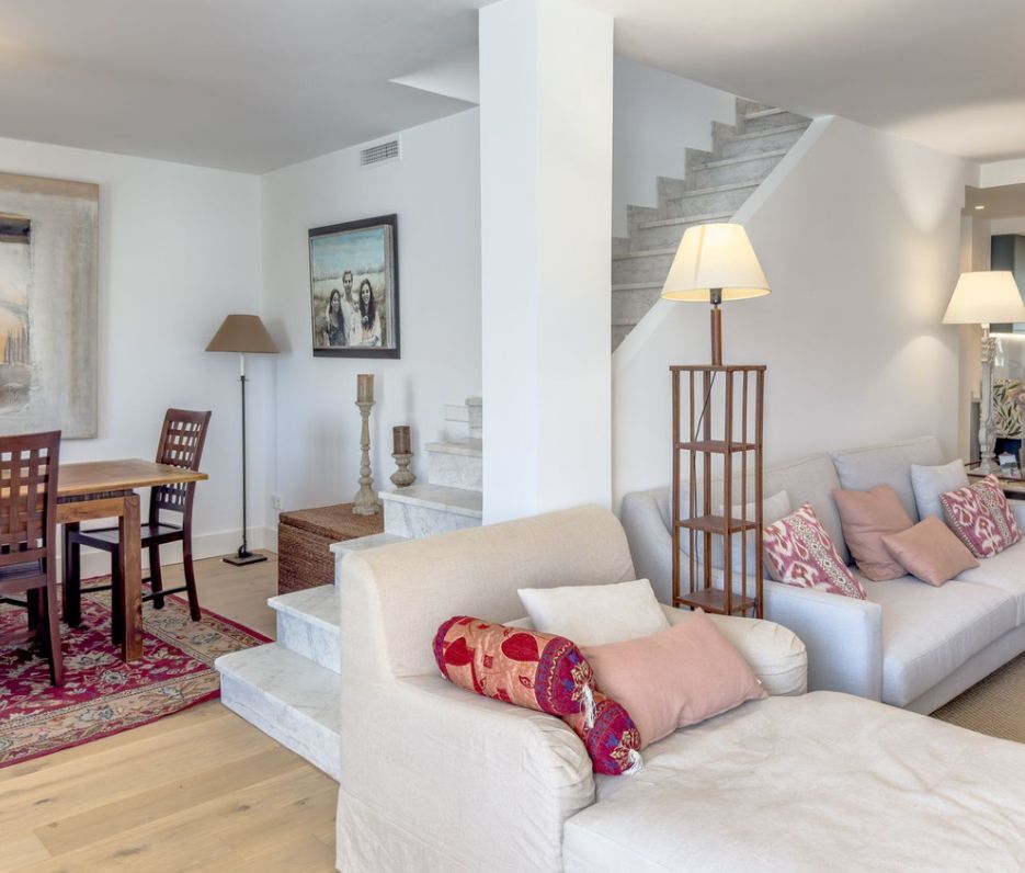 Living room of Flat for sale in Marbella  with Terrace, Furnished and Oven
