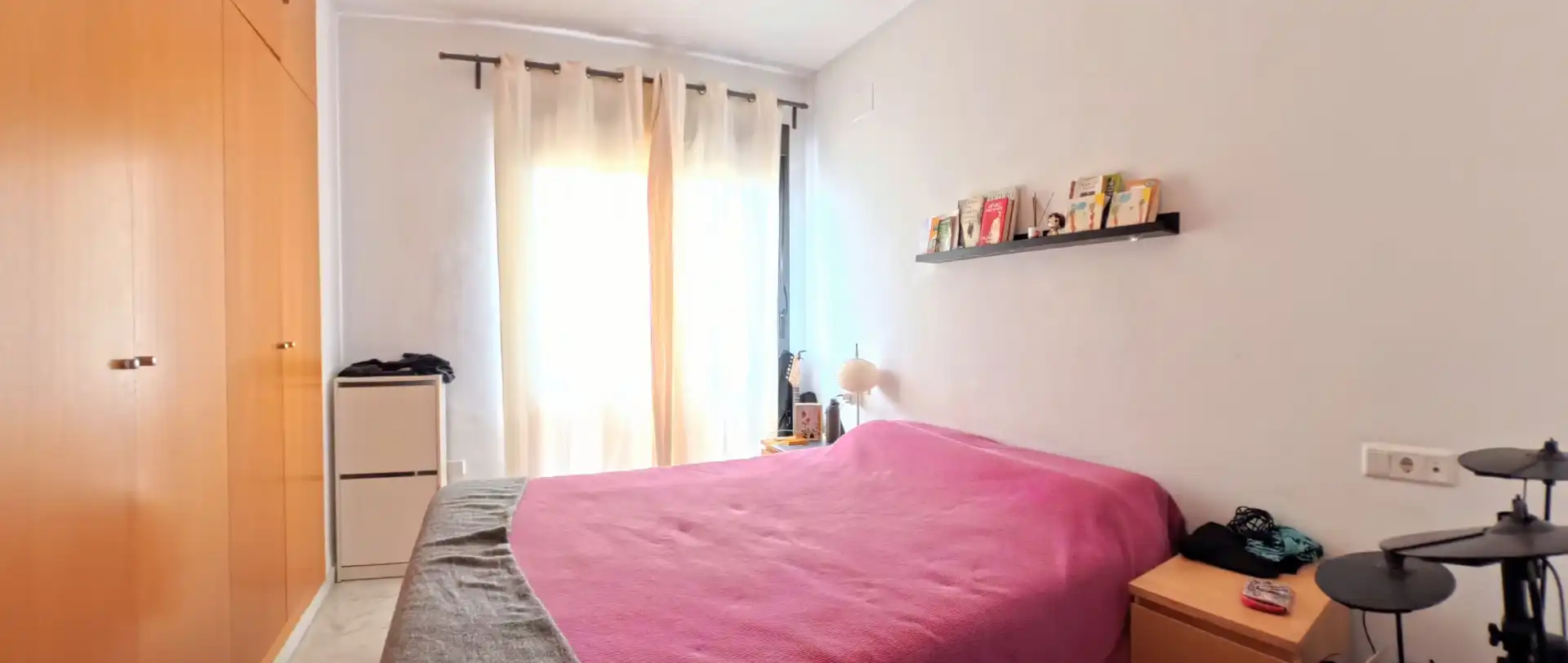 Habitación de Piso en venta en Mairena del Aljarafe con Aire acondicionado, Calefacción y Jardín privado