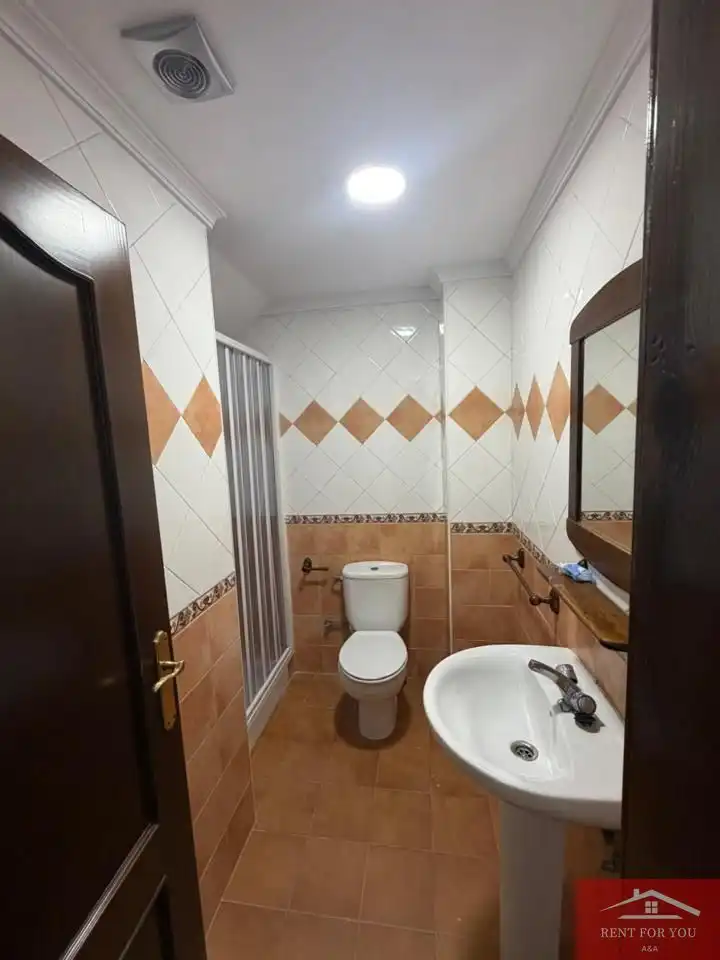 Baño de Estudio de alquiler en Alhaurín El Grande con Aire acondicionado y Amueblado