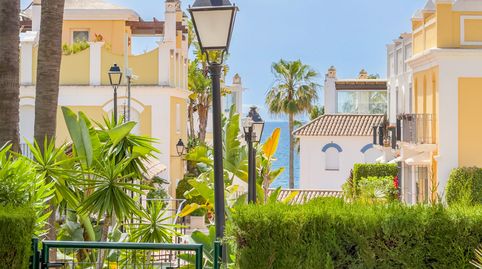 Foto 3 de Casa adosada en venta en Elviria, Marbella