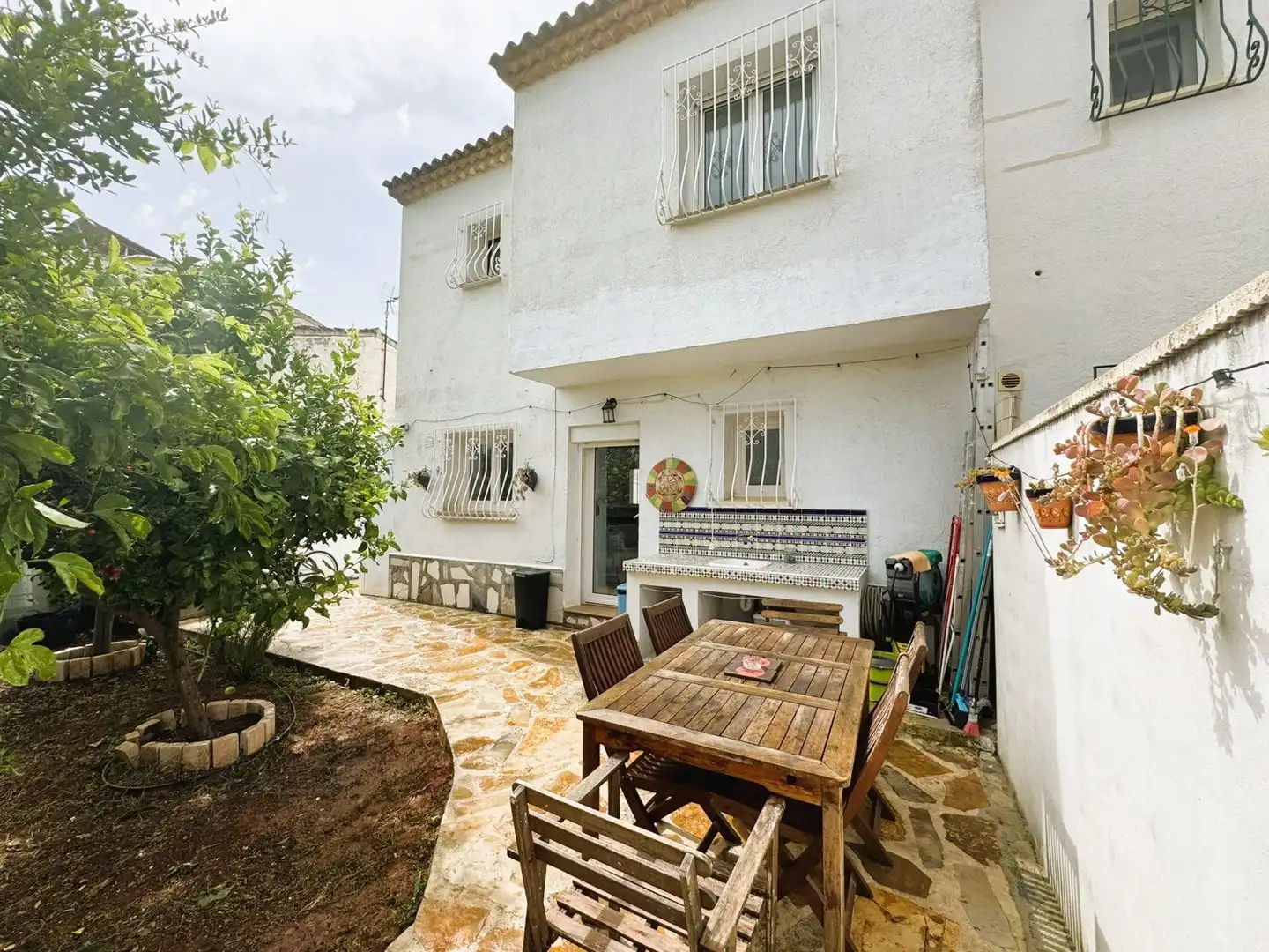 Garten von Einfamilien-Reihenhaus zum Verkauf in Dénia mit Klimaanlage, Privatgarten und Terrasse