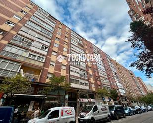 Exterior view of Flat for sale in Valladolid Capital  with Terrace