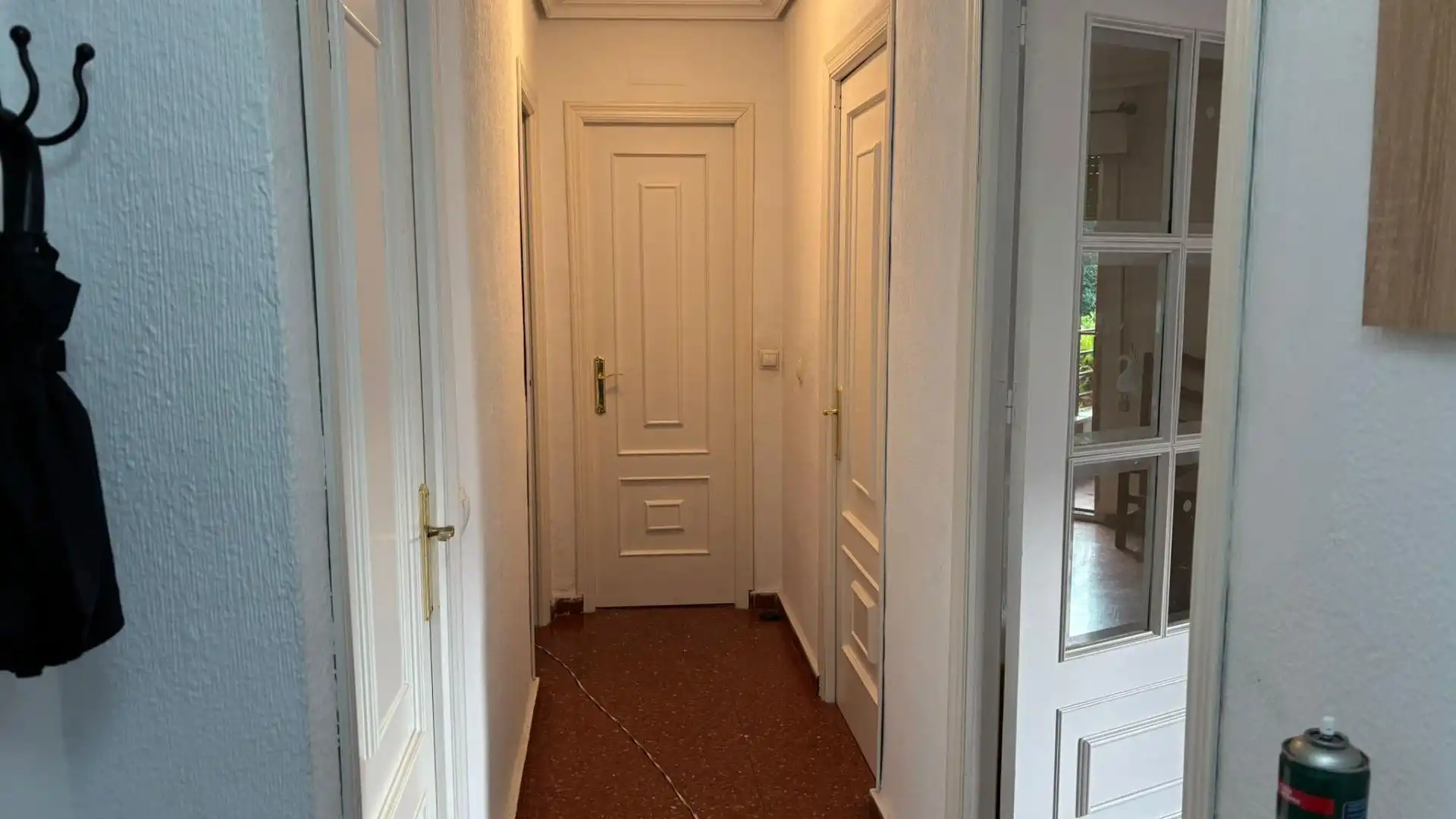 Flat for sale in Sevilla  with Air Conditioner, Private garden and Furnished