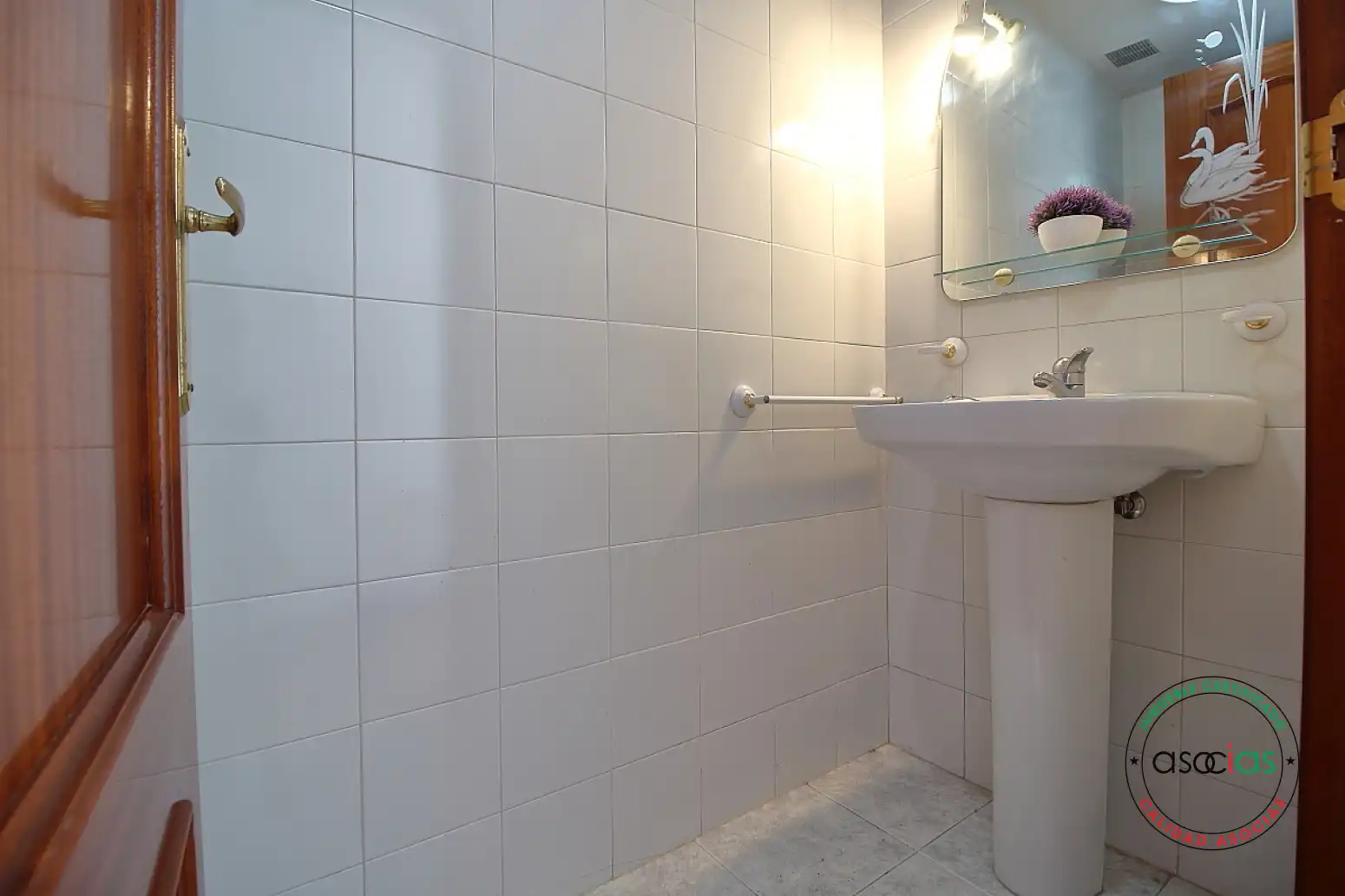 Bathroom of Flat for sale in Gijón   with Heating, Parquet flooring and Storage room