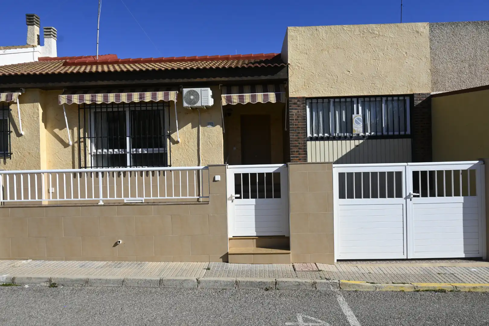 Exterior view of Detached homes for sale in Cartagena  with Private garden, Terrace and Storage room