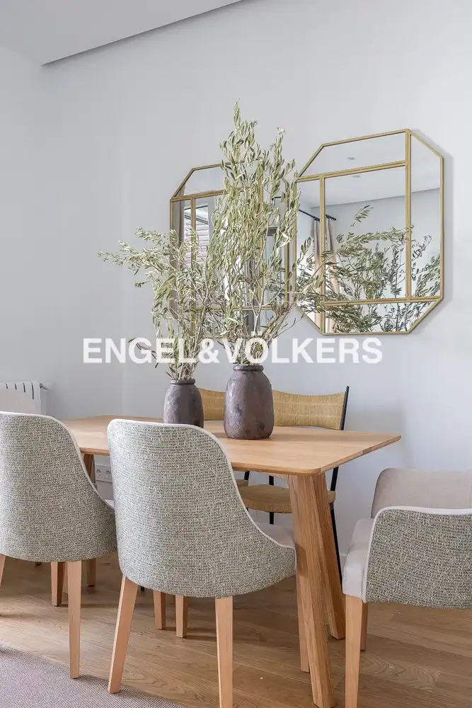 Dining room of Flat for rent in Barrio de Salamanca