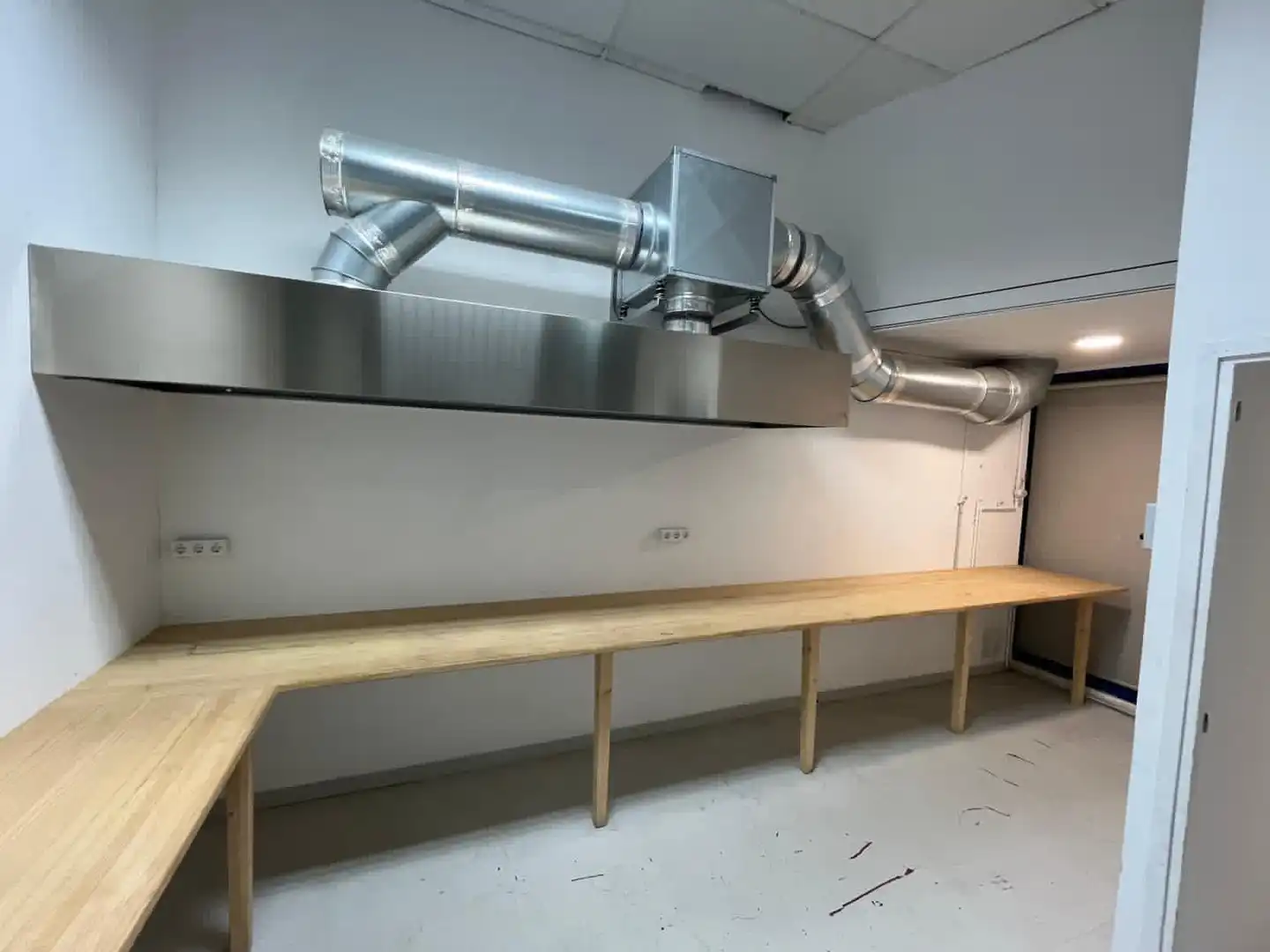 Kitchen of Industrial buildings for rent in Sitges