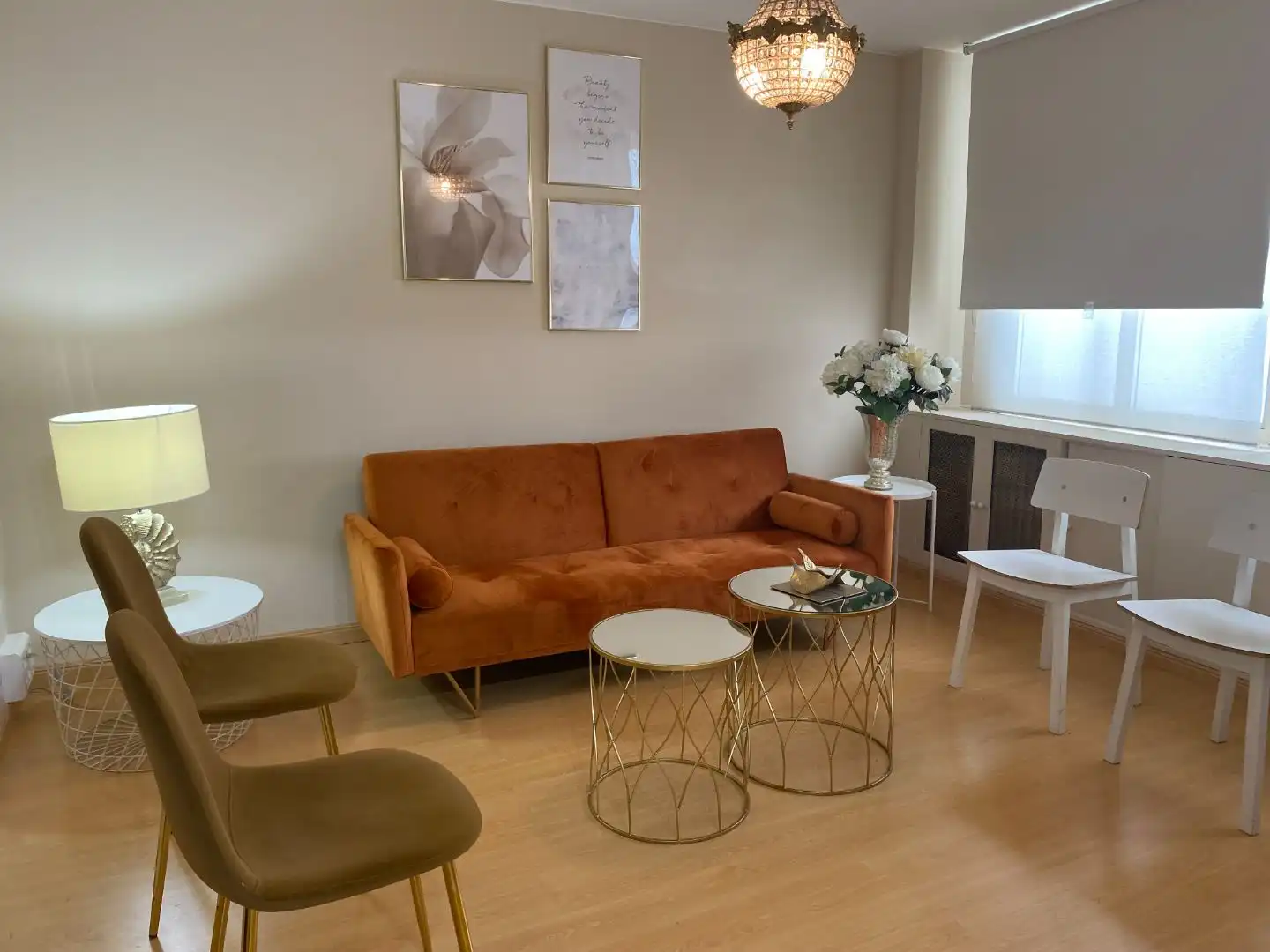 Sala de estar de Oficina de alquiler en Zaragoza con Aire acondicionado, Calefacción y Amueblado