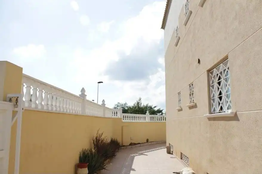 Detached house with pool for sale in Calle Calle de las Lavanderas, imagen 29