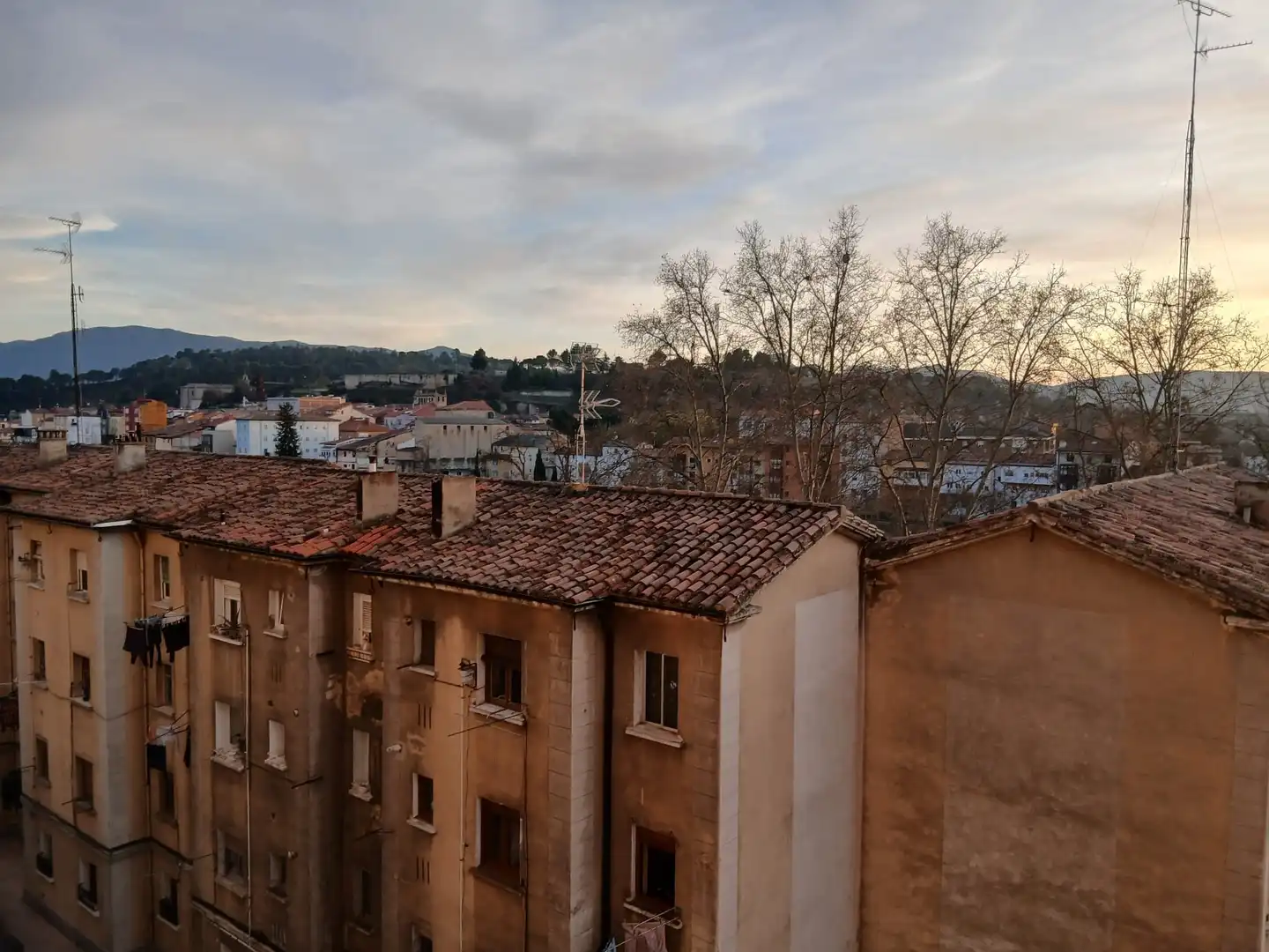 Außenansicht von Wohnung zum Verkauf in Miranda de Ebro mit Abstellraum