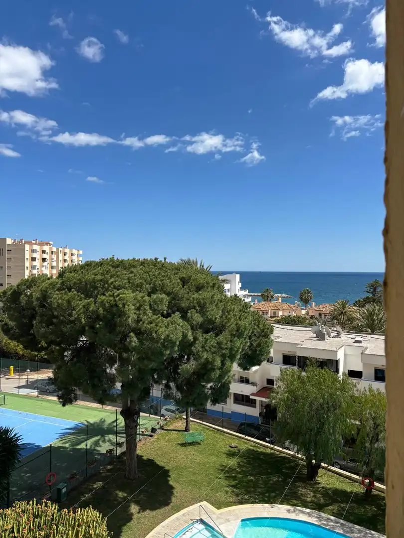Exterior view of Apartments for sale in Estepona  with Terrace and Storage room