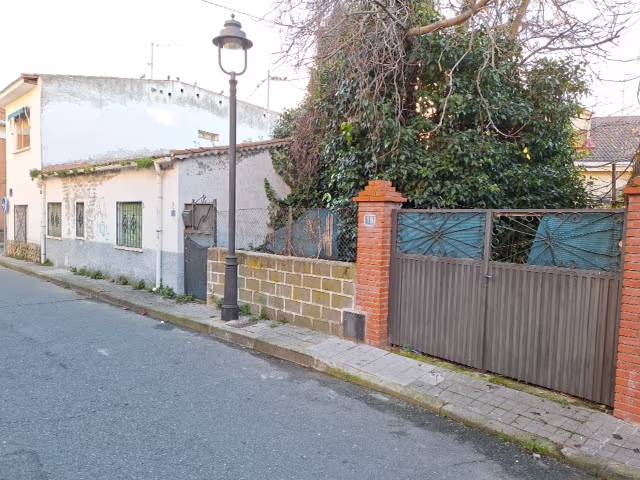 Terreno residencial en Venta en Calle Barrio de Arriba, 17 en Centro