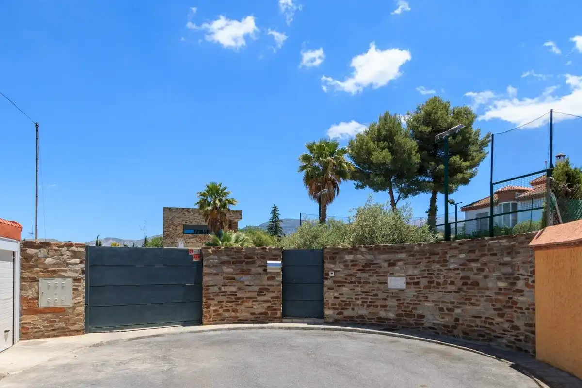 Chalet con piscina en venta en Calle Abeto 8, imagen 27