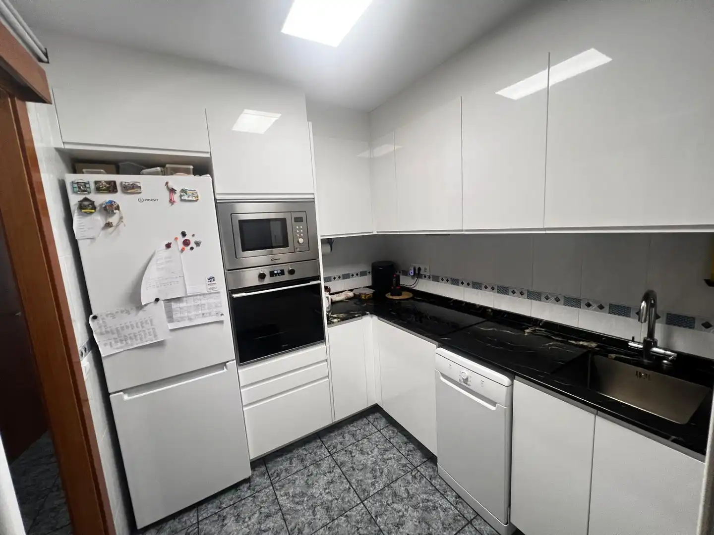 Cocina de Piso en venta en Vilanova i la Geltrú con Calefacción y Balcón