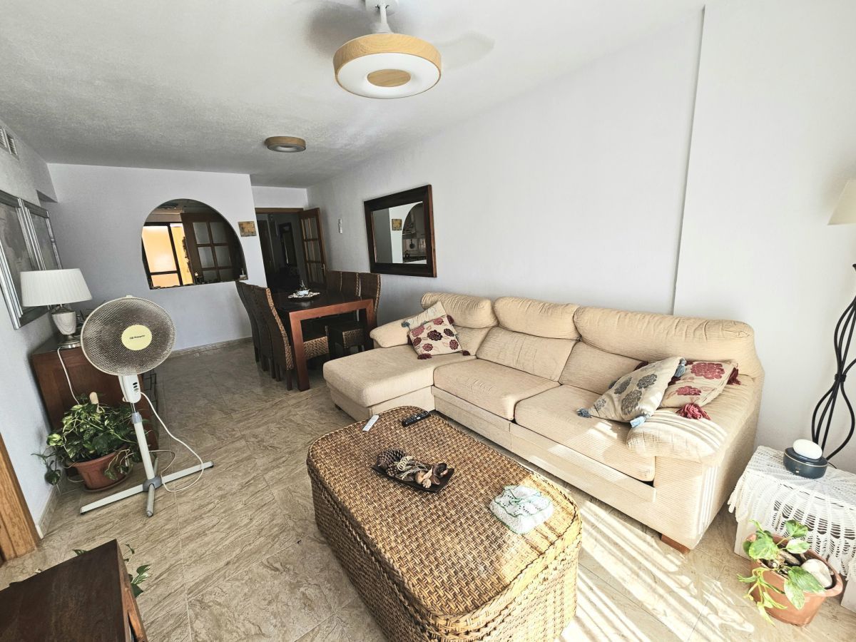 Sala d'estar de Apartament en venda en Águilas amb Terrassa i Balcó
