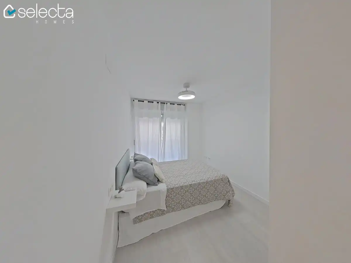 Dormitori de Apartament en venda en Dénia amb Terrassa, Traster i Piscina