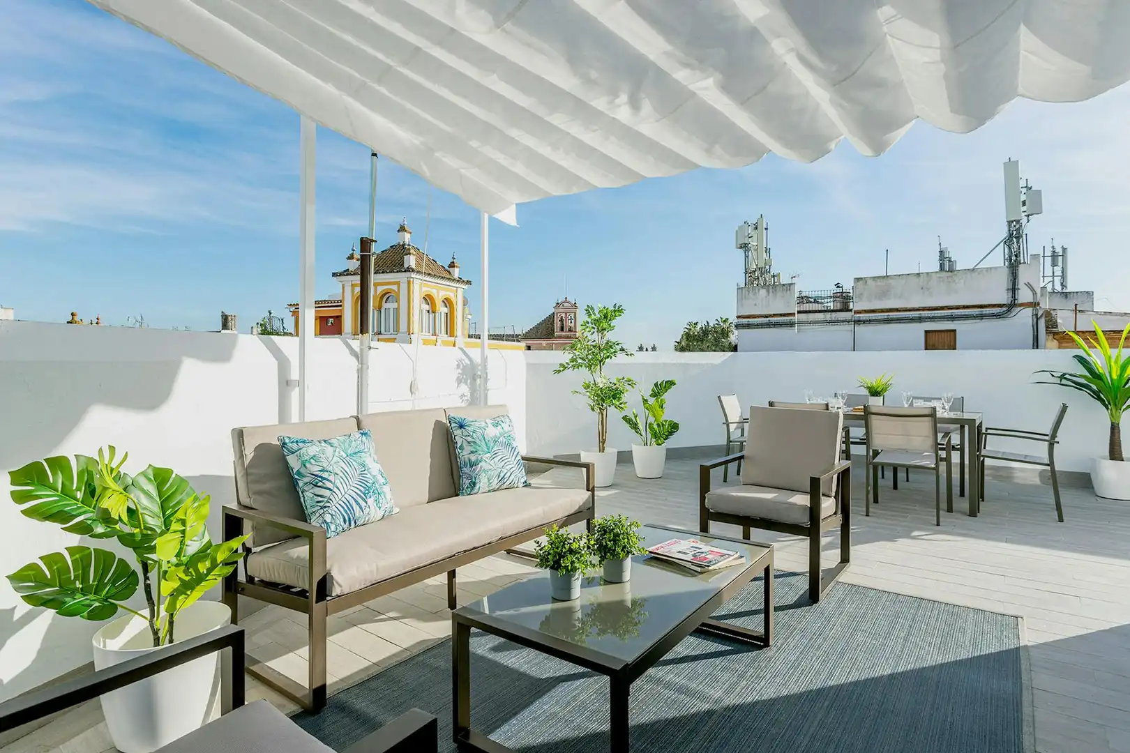 Terrasse von Wohnung zur Miete in Sevilla mit Klimaanlage, Heizung und Waschmaschine