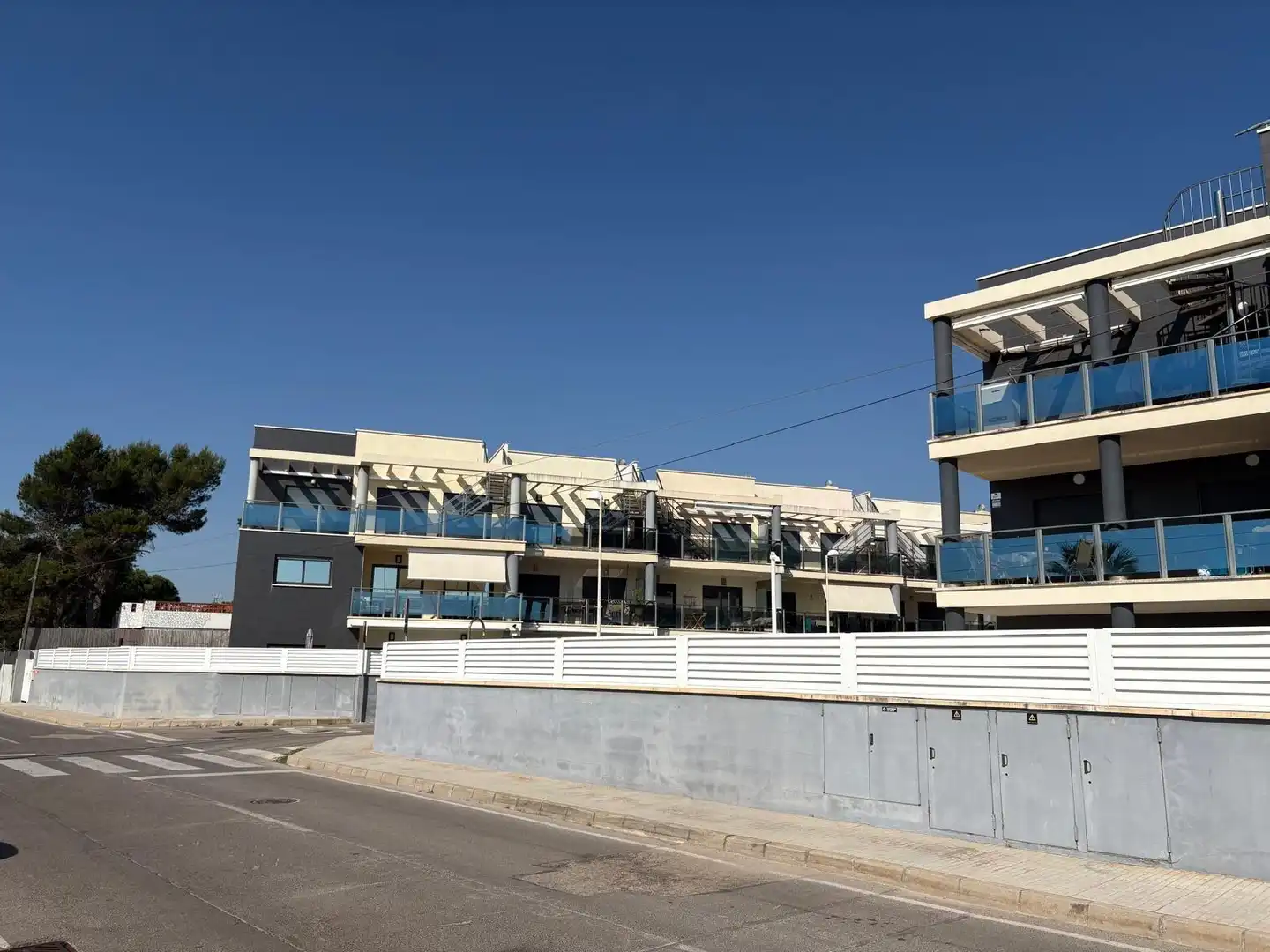 Exterior view of Duplexes for sale in Vinaròs  with Air Conditioner, Heating and Terrace