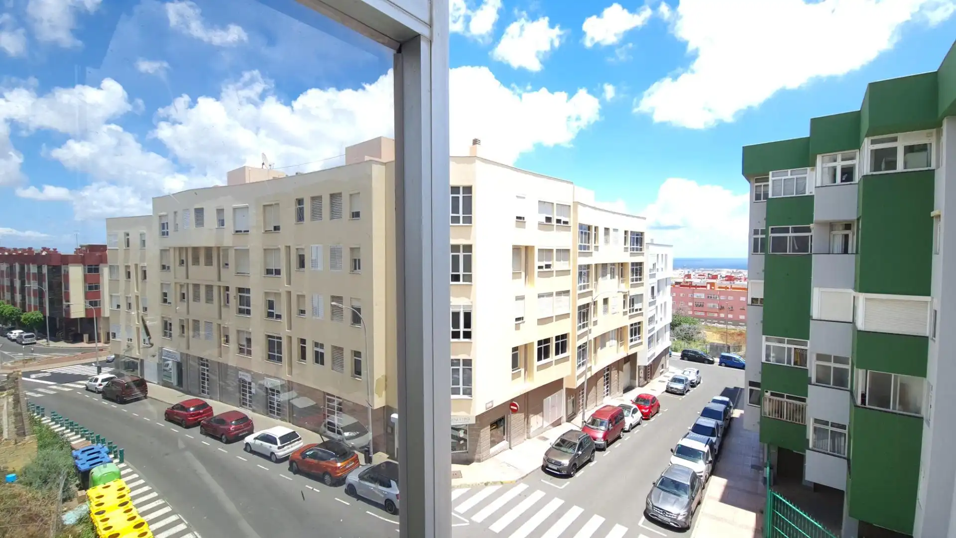 Vista exterior de Piso en venta en Telde con Balcón