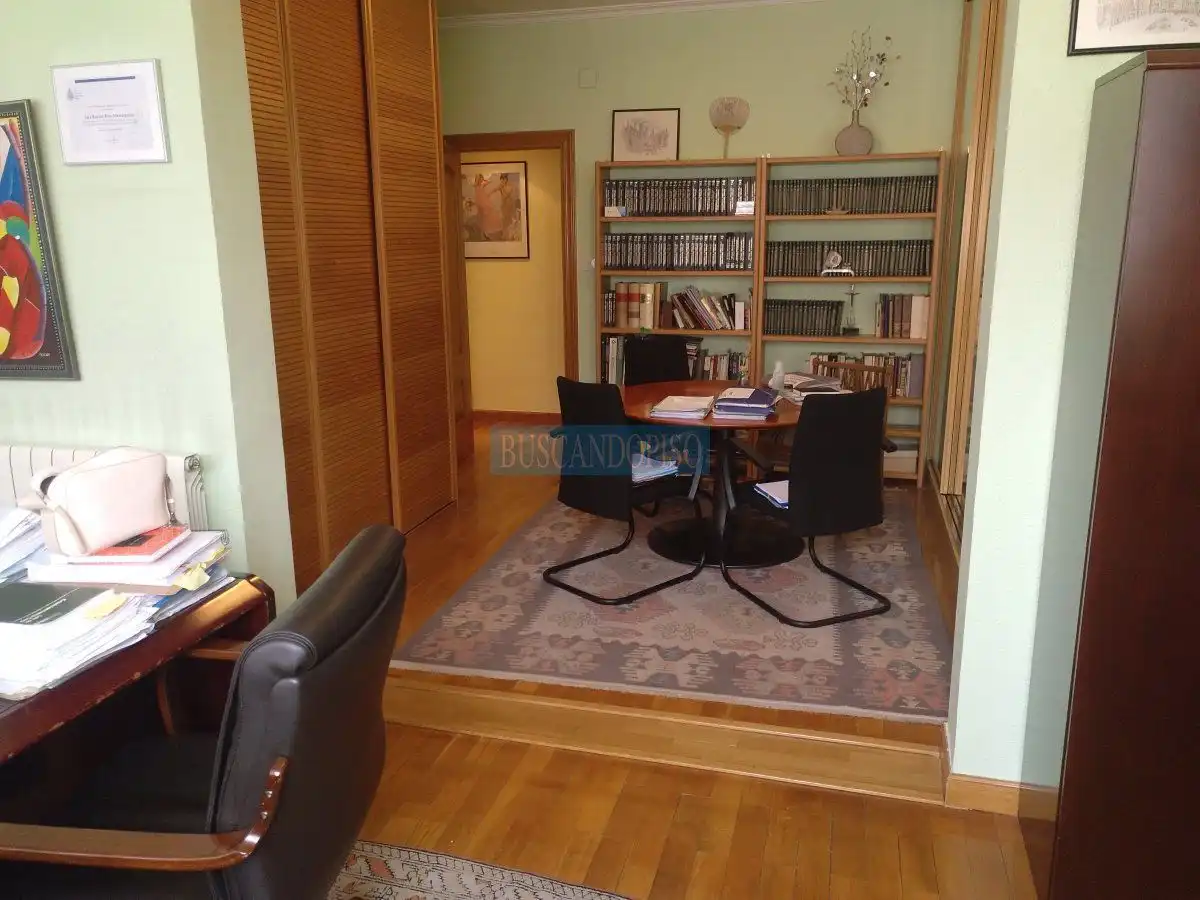 Piso con ascensor en venta en Casco Antiguo, imagen 8
