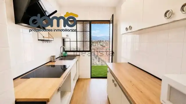 Cocina de Piso para compartir en Granada con Parquet, Amueblado y Lavadora