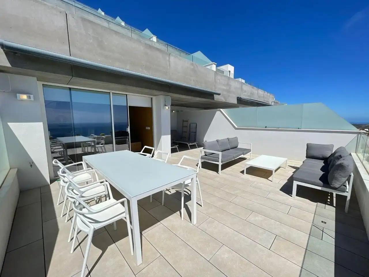 Apartment with pool for sale in Cumbre del Sol, imagen 4