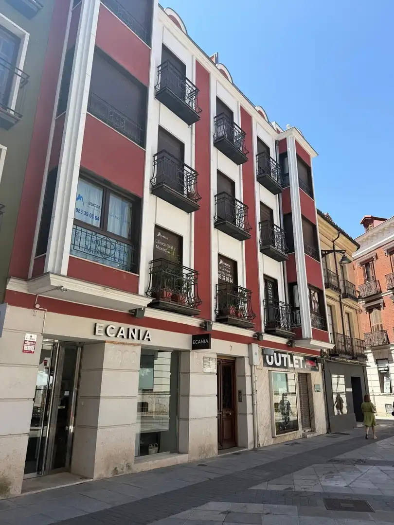 Appartamento con ascensore in affitto a Centro
