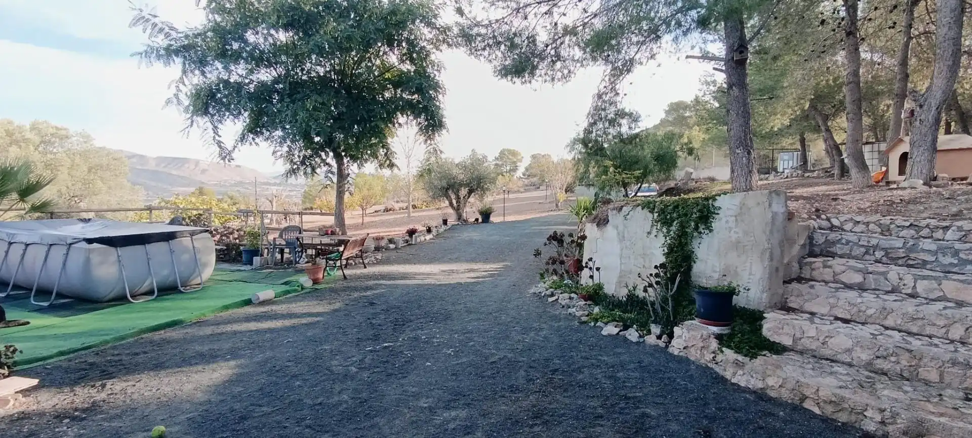 Garten von Haus oder Chalet zum Verkauf in Hondón de las Nieves / El Fondó de les Neus mit Privatgarten, Terrasse und Abstellraum