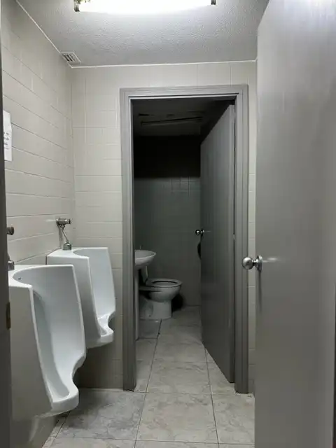 Badezimmer von Büro zur Miete in Santiago de Compostela  mit Terrasse
