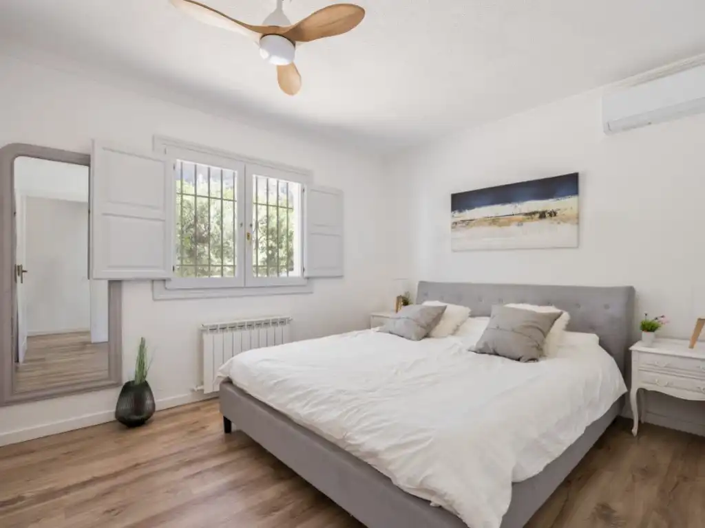 Bedroom of Houses for sale in Jávea / Xàbia  with Air Conditioner, Heating and Swimming Pool