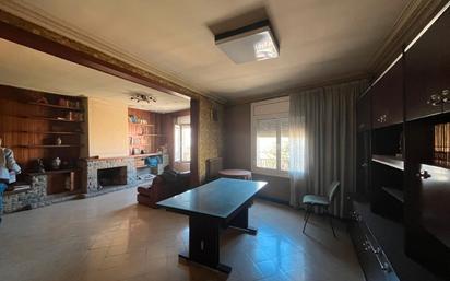 Sala d'estar de Casa o xalet en venda en Terrassa amb Aire condicionat, Calefacció i Terrassa