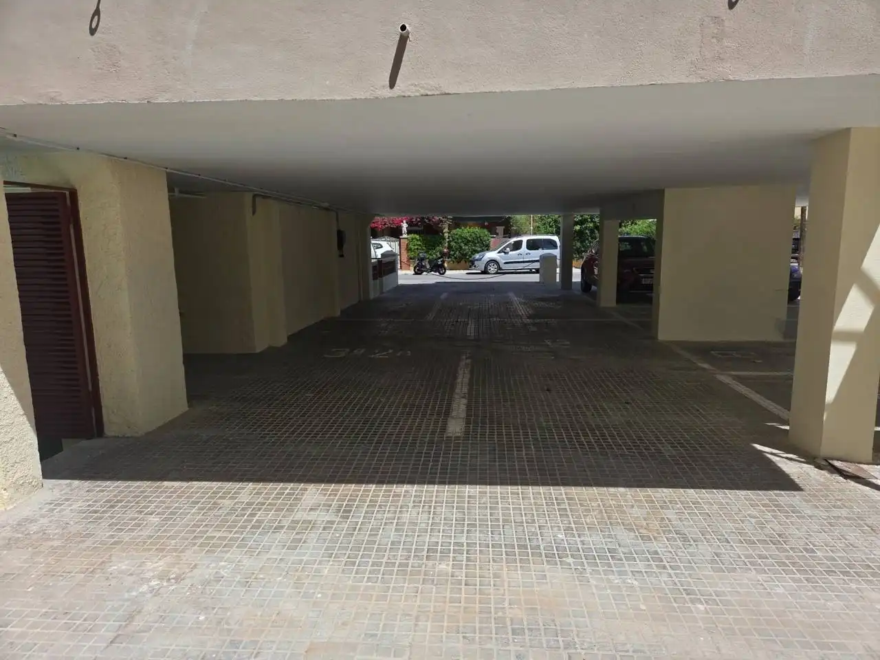 Parkplatz von Wohnung zum Verkauf in Cubelles mit Heizung, Parkett und Abstellraum
