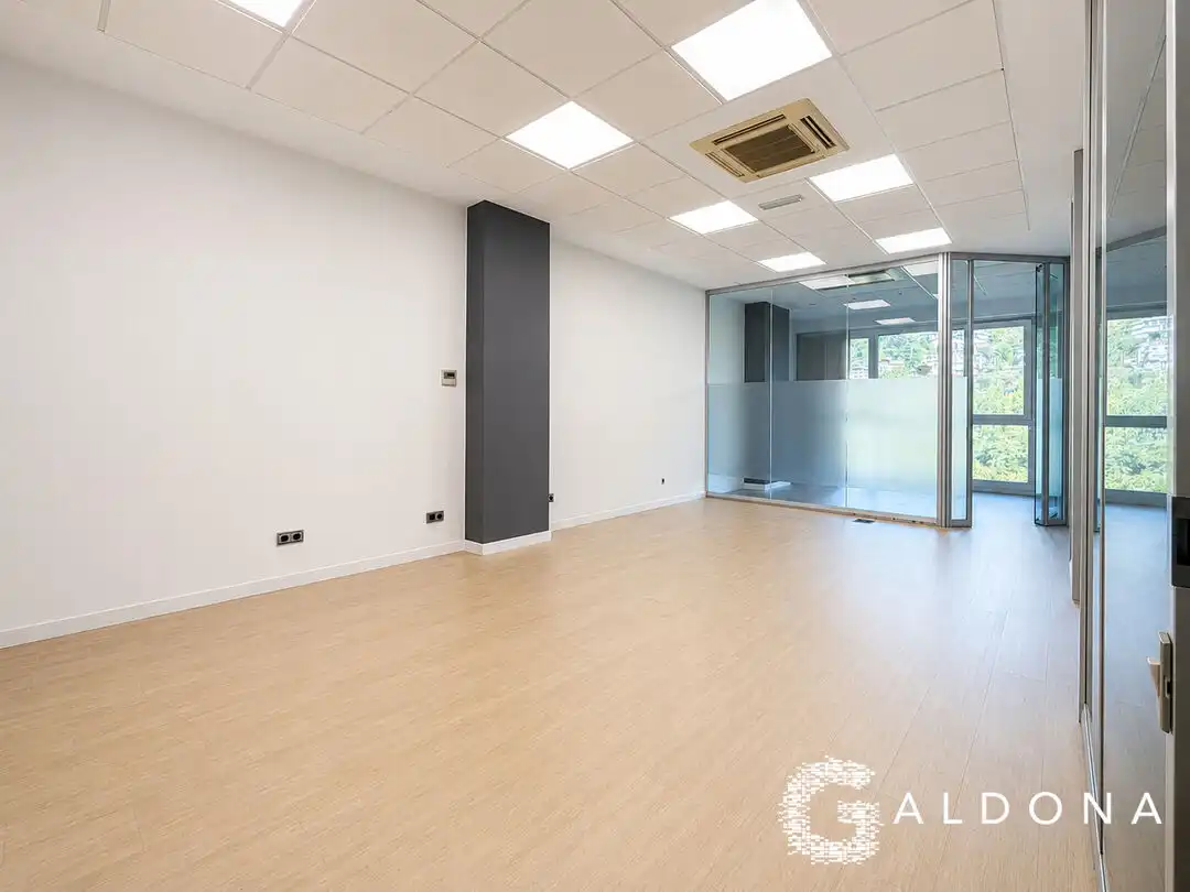 Office for rent in Donostia - San Sebastián   with Air Conditioner and Heating