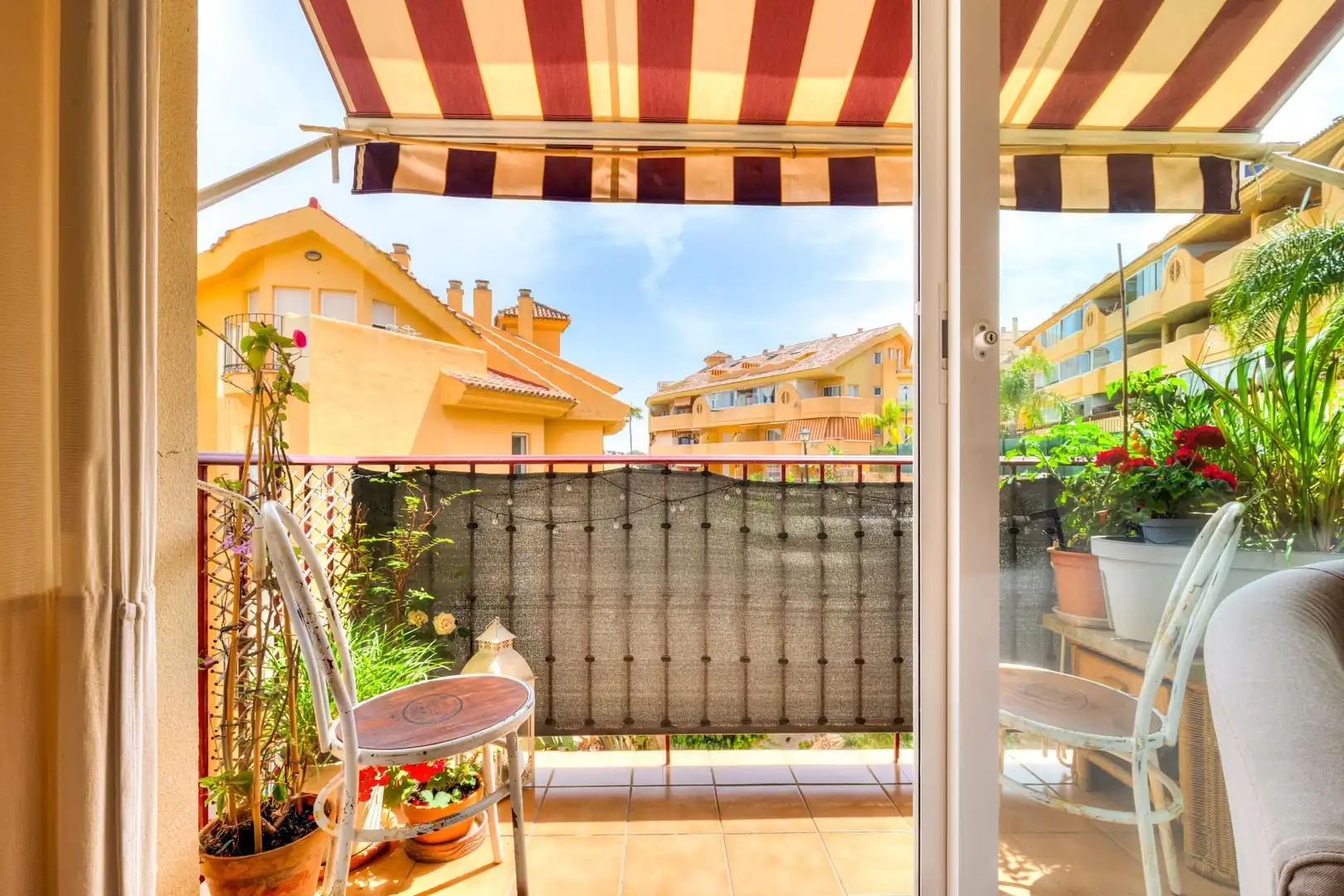 Terraza de Apartamento en venta en Fuengirola con Aire acondicionado, Calefacción y Parquet