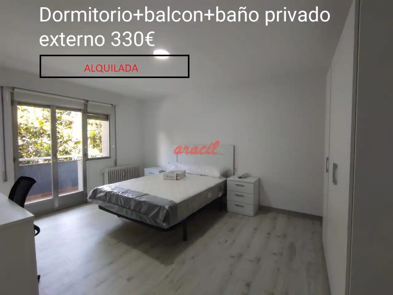 Bedroom of Flat for share in Ourense Capital   with Heating, Furnished and Balcony