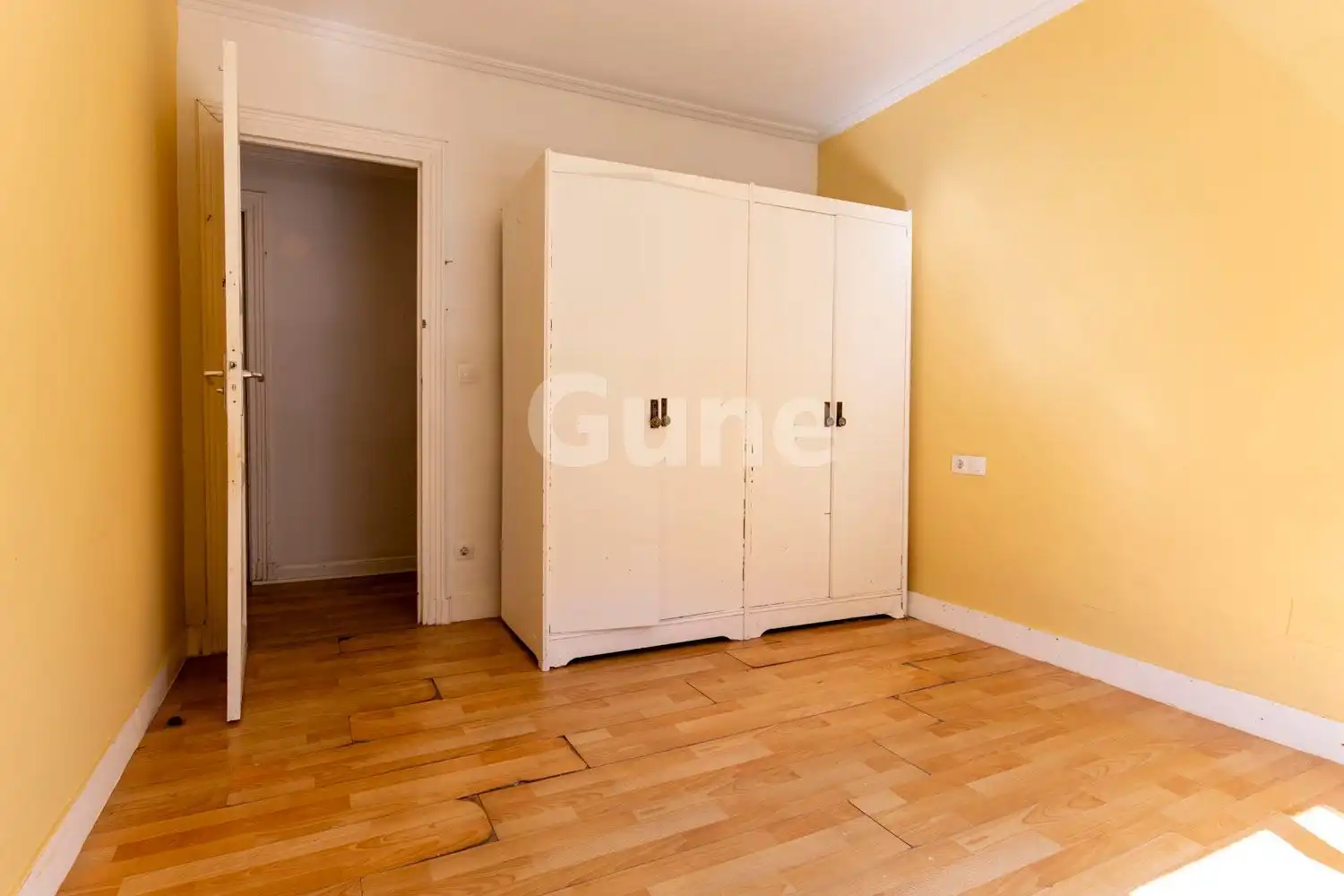 Habitación de Piso en venta en Beasain con Calefacción y Trastero