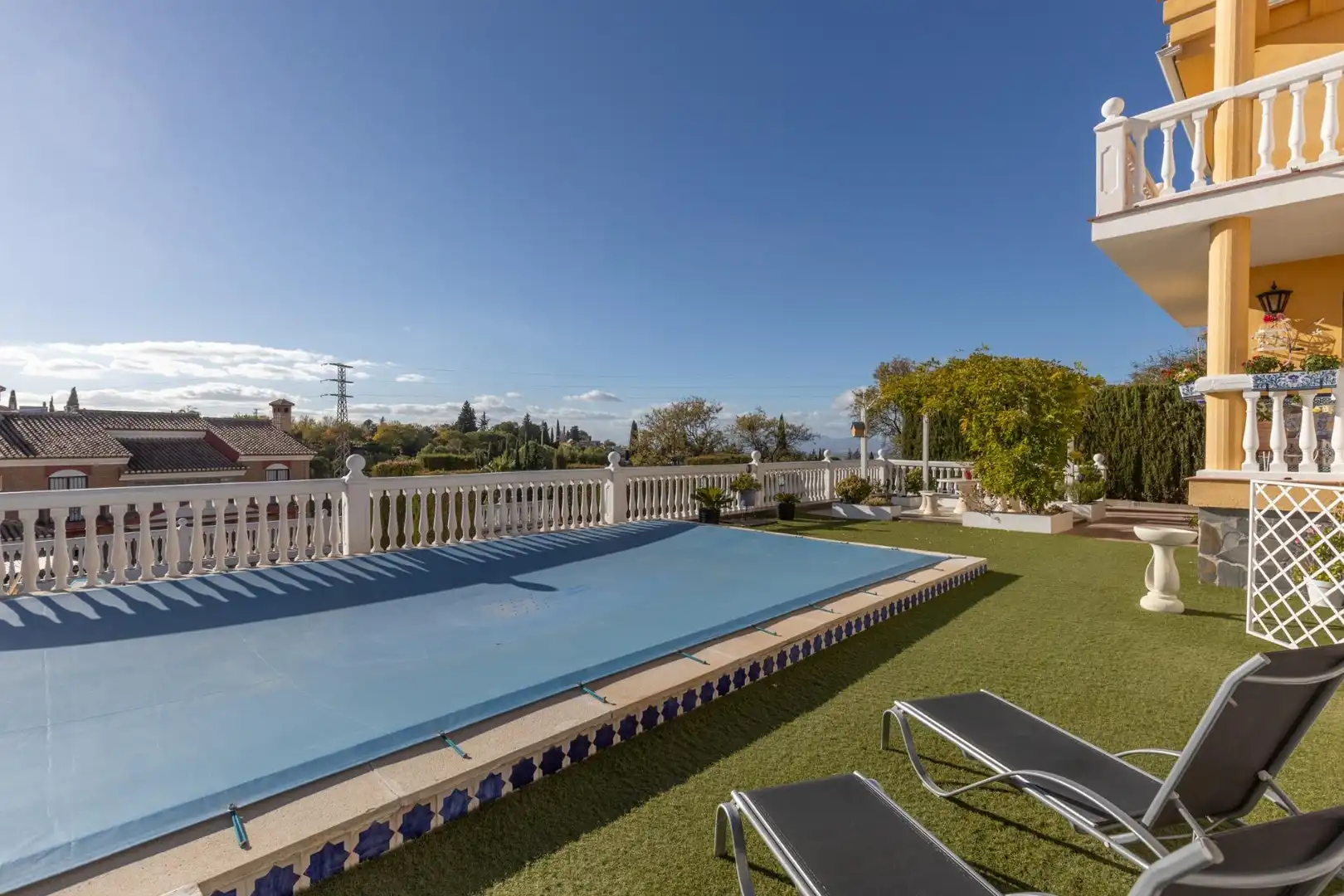 Piscina de Casa o xalet en venda en Gójar amb Calefacció, Jardí privat i Terrassa