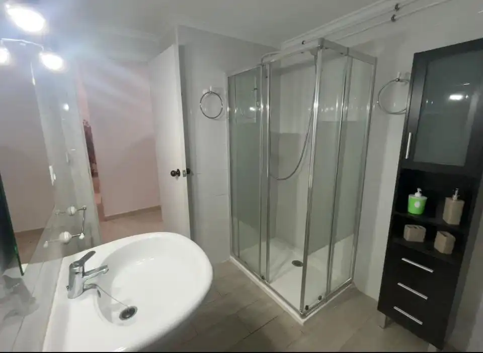 Bathroom of Flat for rent in Cartagena  with Air Conditioner, Furnished and Balcony