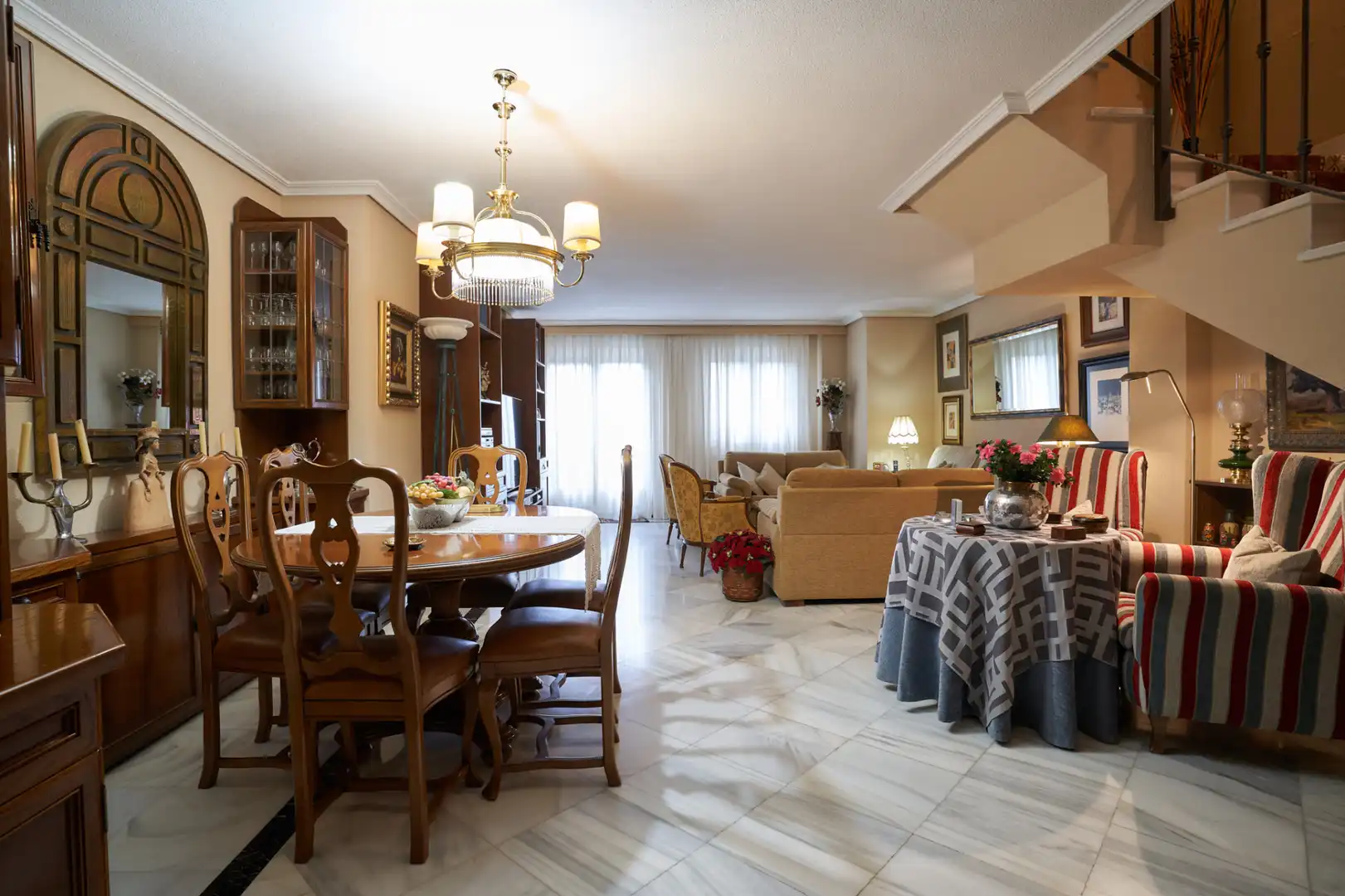 Einfamilien-Reihenhaus zum Verkauf in Calle Casimiro Hernández, Sur