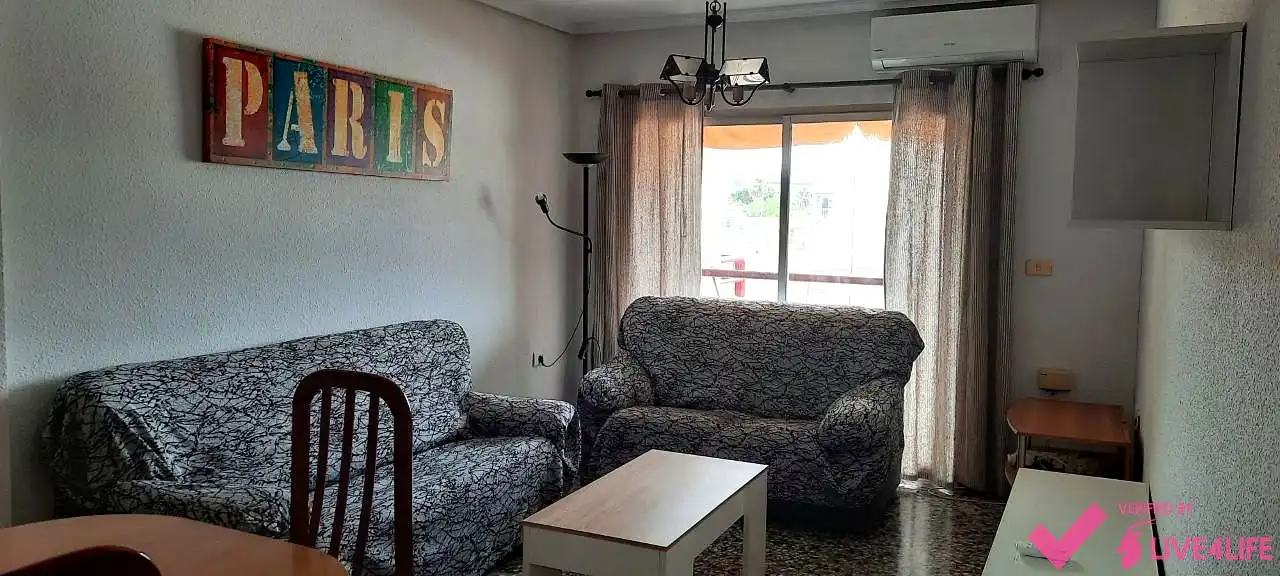 Wohnung zur Miete in calle de la Independencia, Zona Campus Universitario