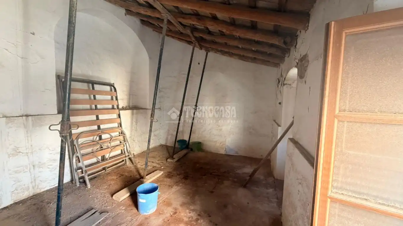 Casa o chalet en venta en La Lantejuela  con Balcón