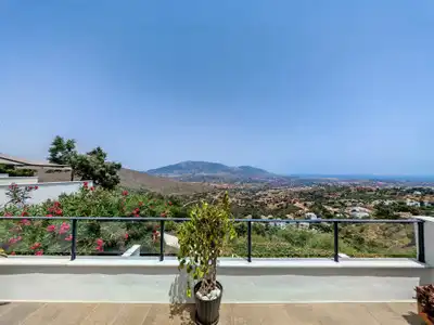 Adossat amb piscina en venda a La Mairena, imagen 9