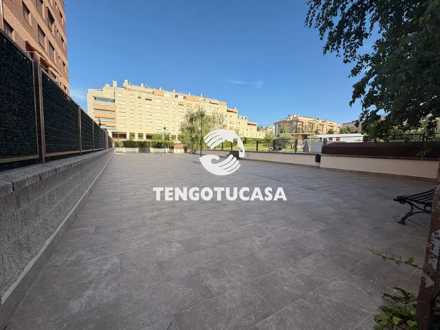 Außenansicht von Dachboden zum Verkauf in Madrid mit Klimaanlage, Heizung und Terrasse