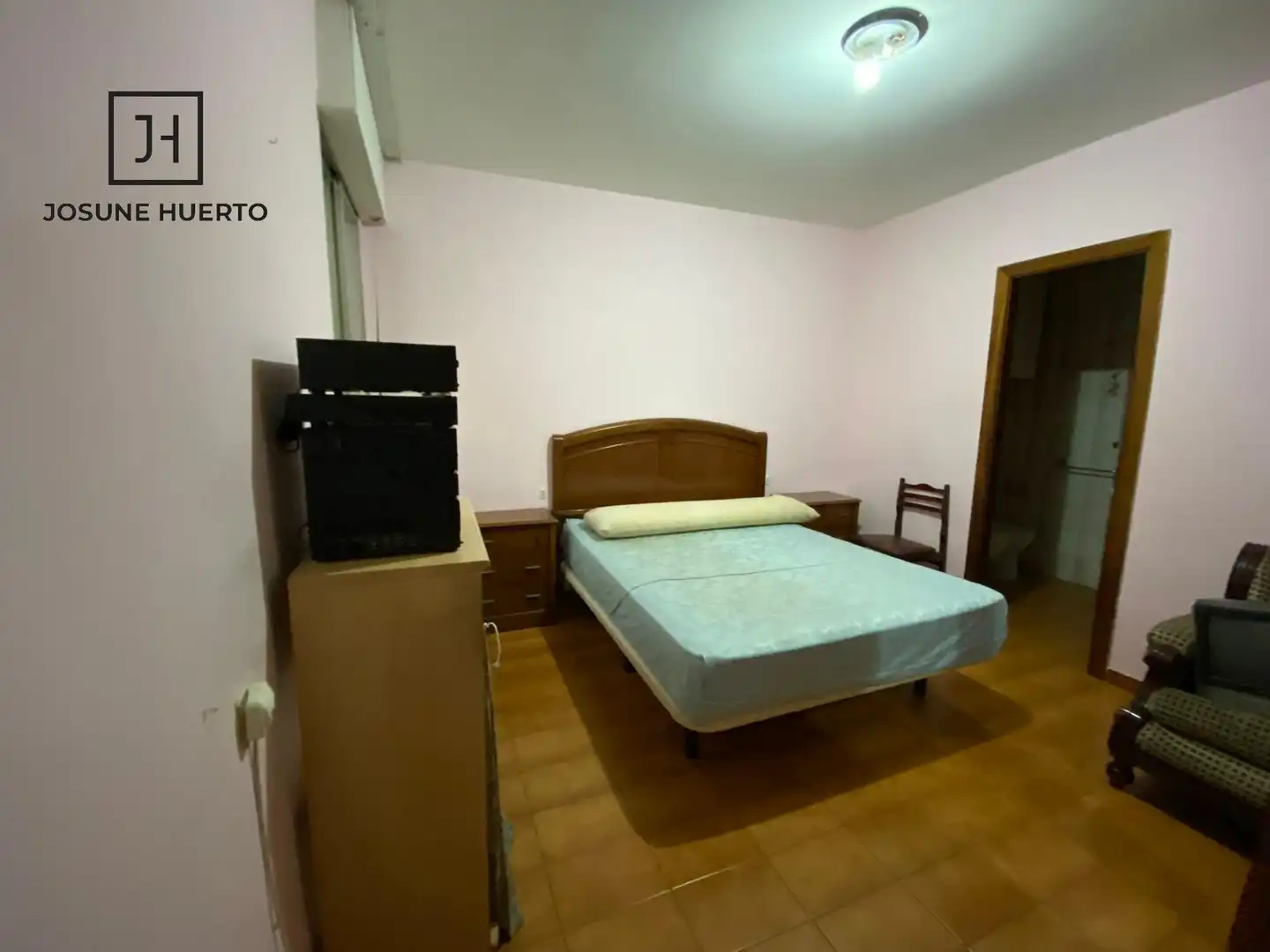 Habitación de Apartamento en venta en Don Benito con Terraza y Balcón