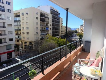 Apartament amb balcó en venda a Marbella Centro