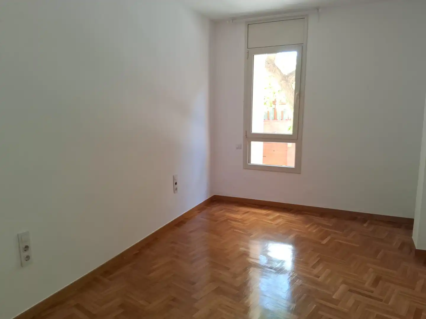 Schlafzimmer von Wohnung zum Verkauf in Sabadell mit Heizung, Parkett und Ofen